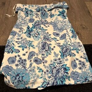 That’s so fetch blue floral homecom dress